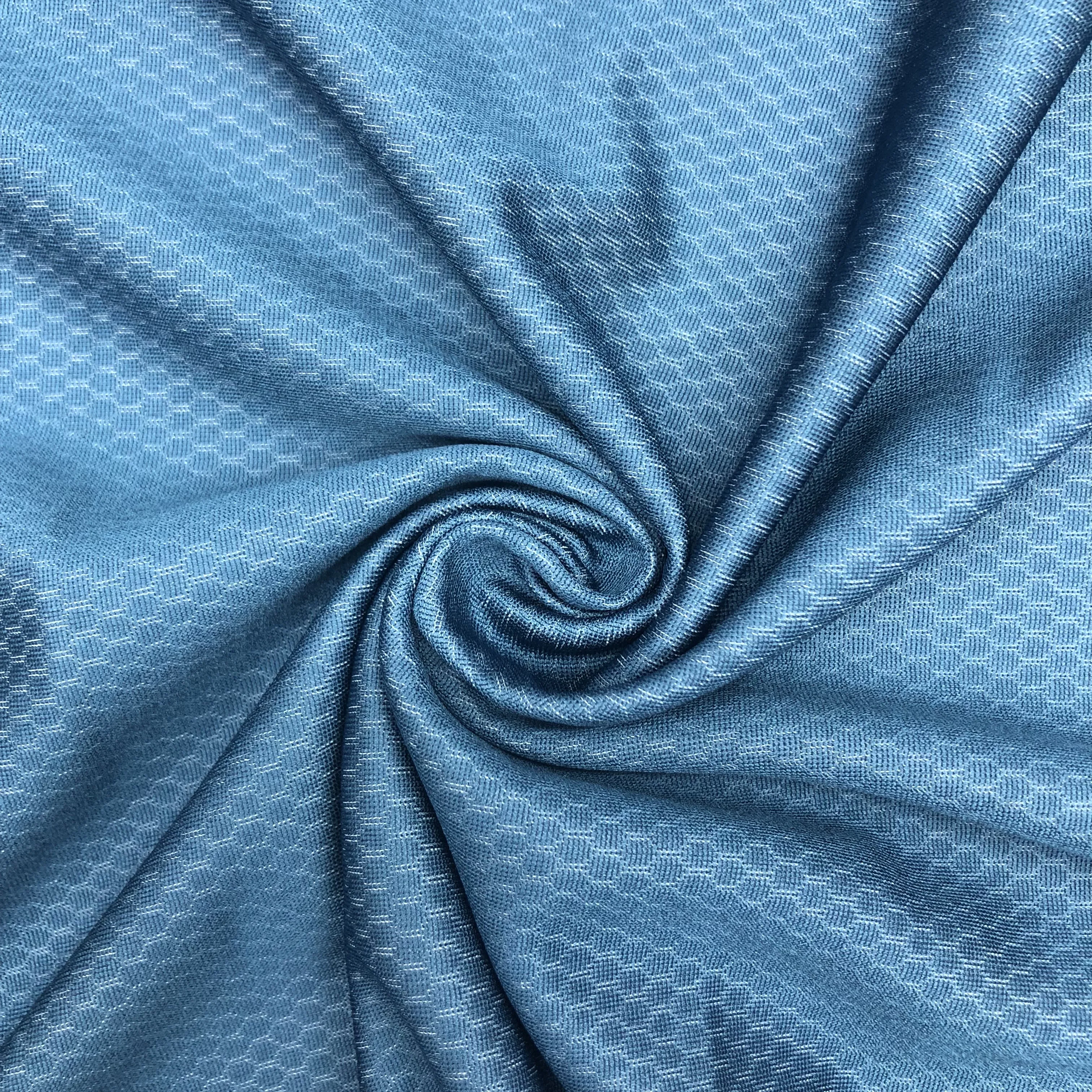 Good breathability 100 polyester jacquard soccer mesh fabric for sports jersey