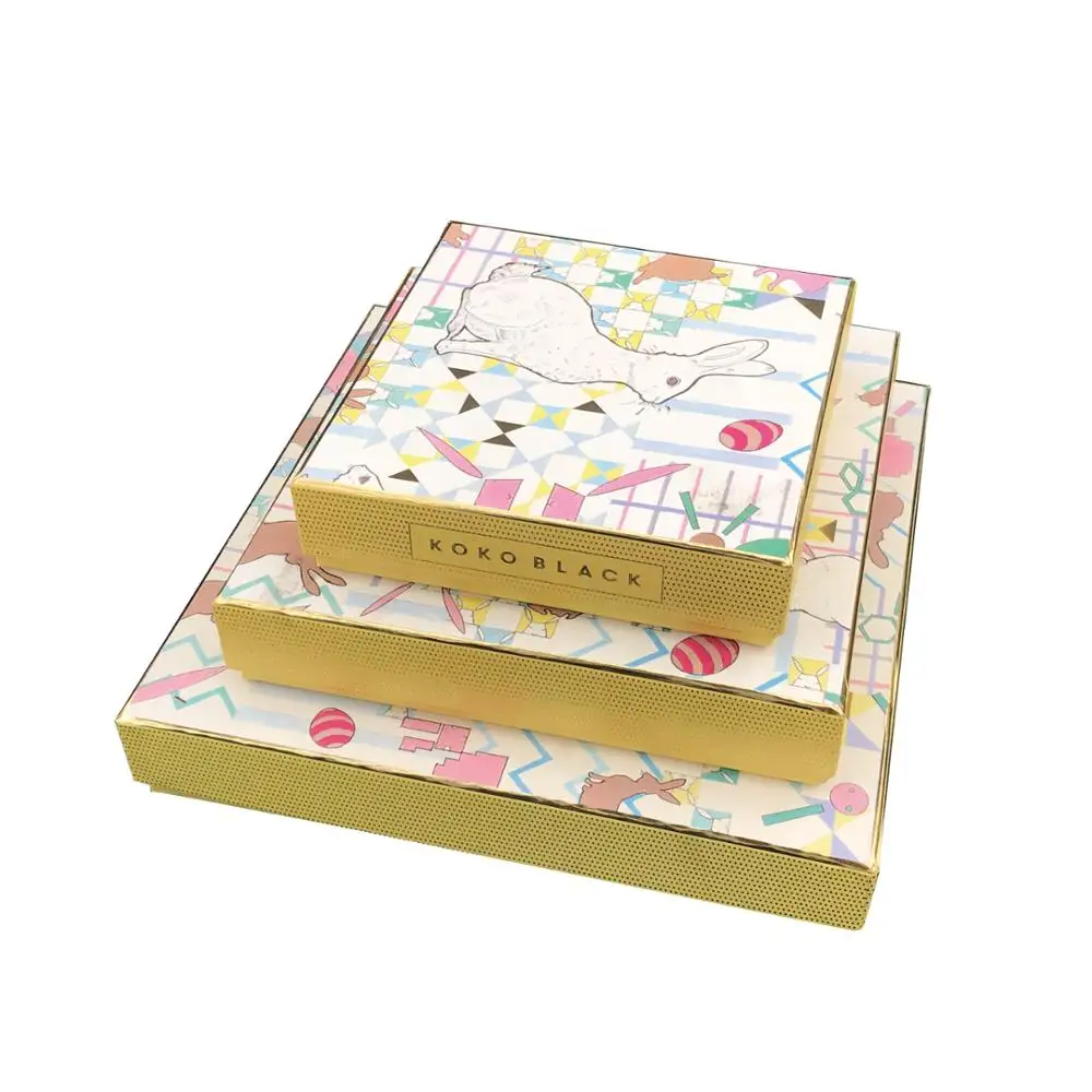 
Square Cardboard Chocolate Gift Boxes Packaging With Tray / Rabbits Pattern 