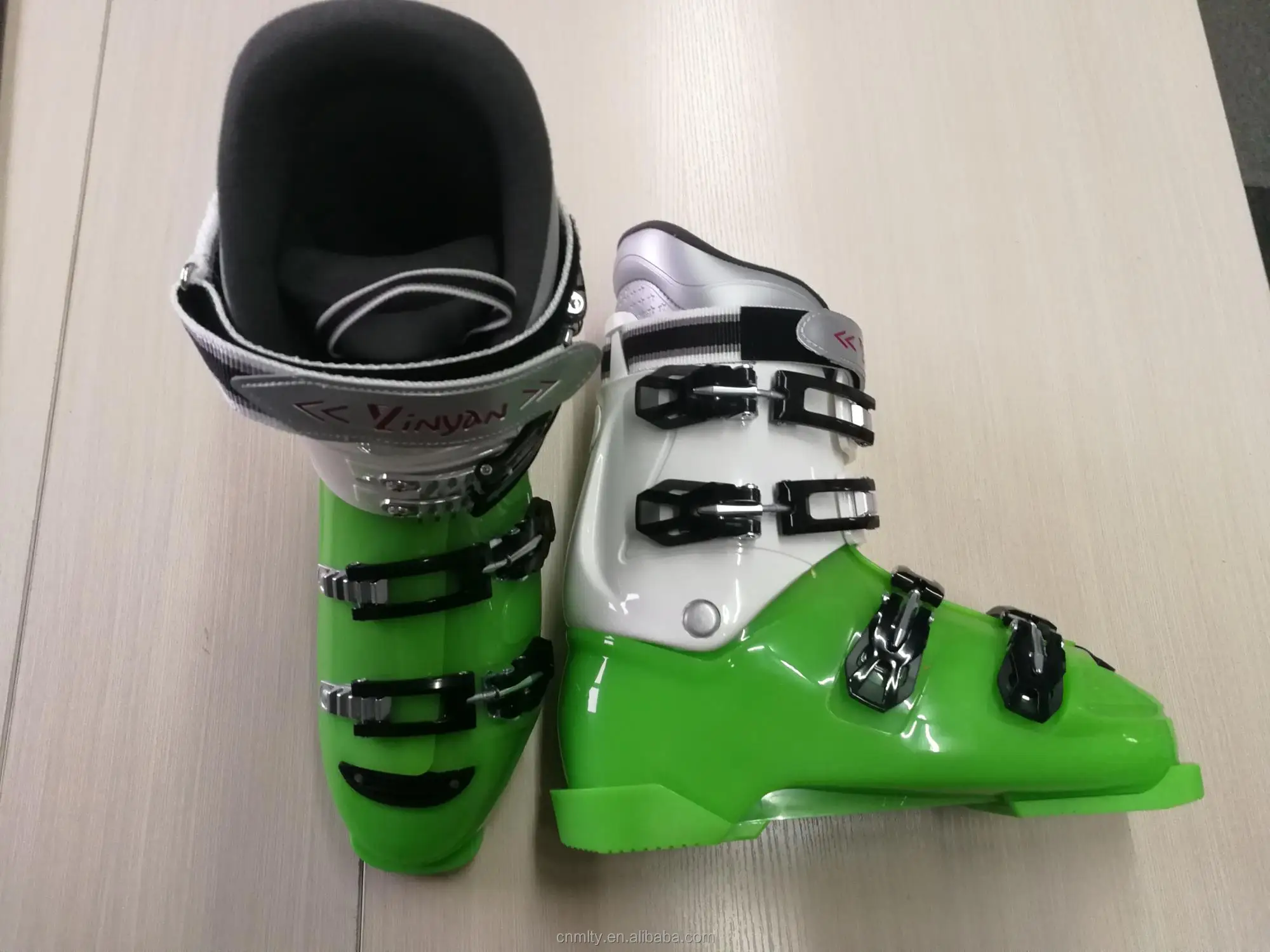 Ski Boots at best prices, all Alpine Skiing Equipment Manlin