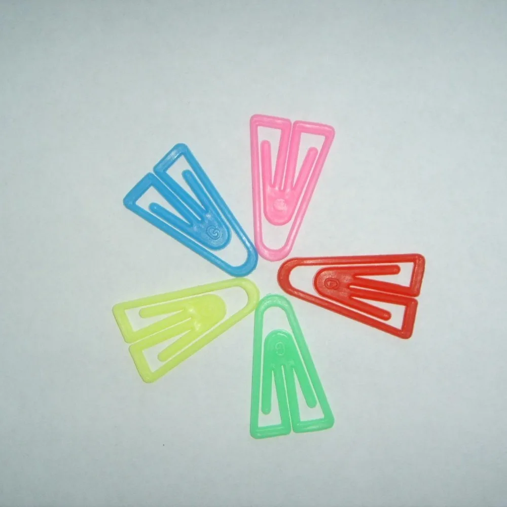 Colorful cheap plastic triangle paper clips ,office stationery wholesale