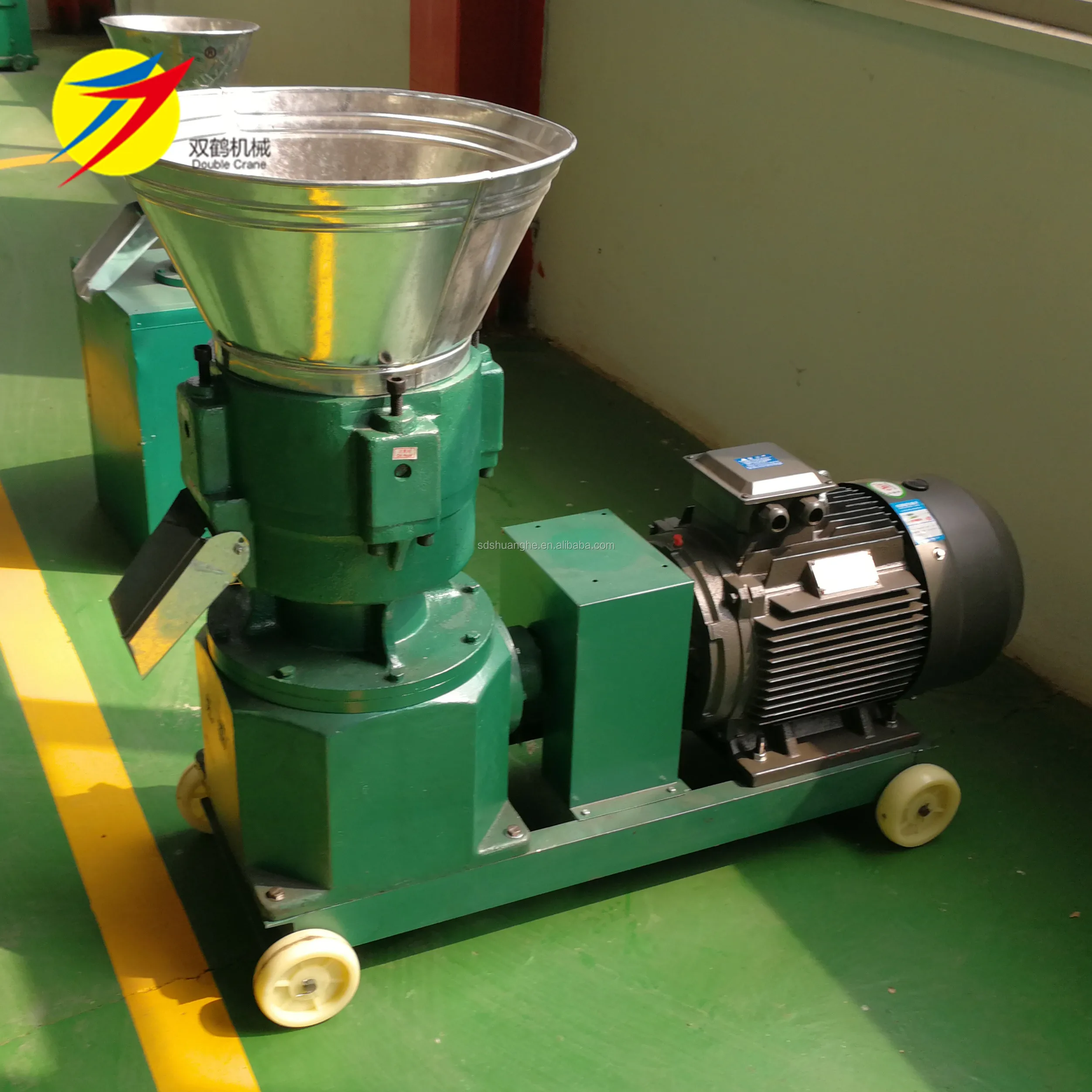 Small farm use poultry animal floating fish cattle chicken goose pig food feed processing machines