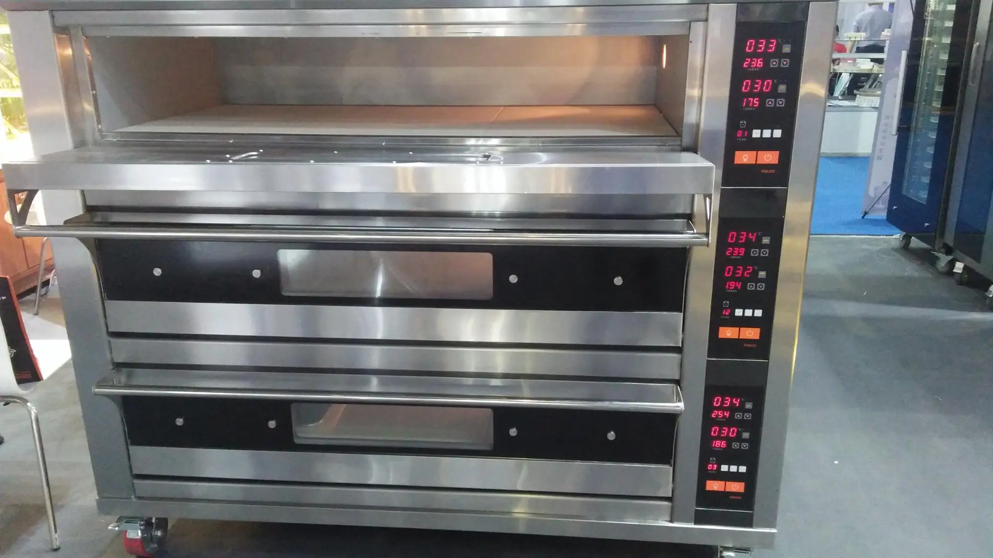 Guangzhou Wholesale Single-layer One-tray Pan Stainless Steel Bakery Equipment Gas Bread Baking Pizza Oven