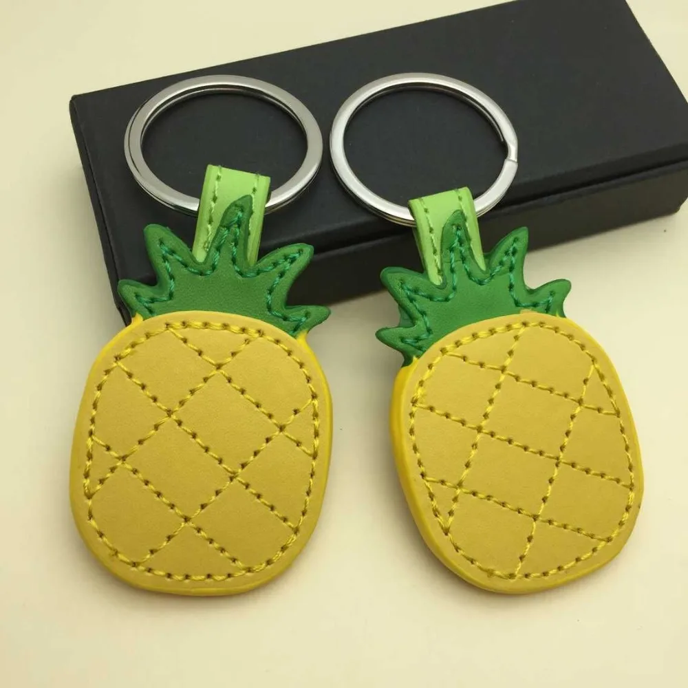Wholesale promotional gifts pu leather pineapple keychain custom pu leather keychain