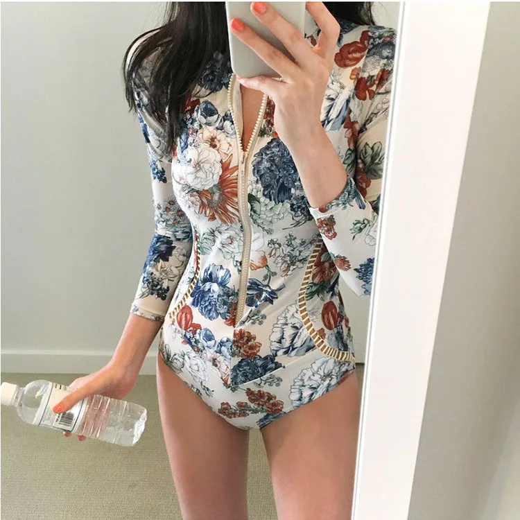 Fitness Sublimated Custom Blank Cheap Full Print Short Sleeve Rush Guard Women