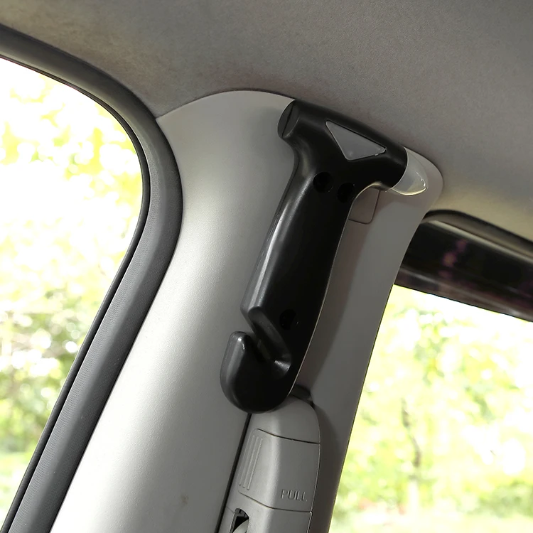 Life saving car safety hammer for emergency escape