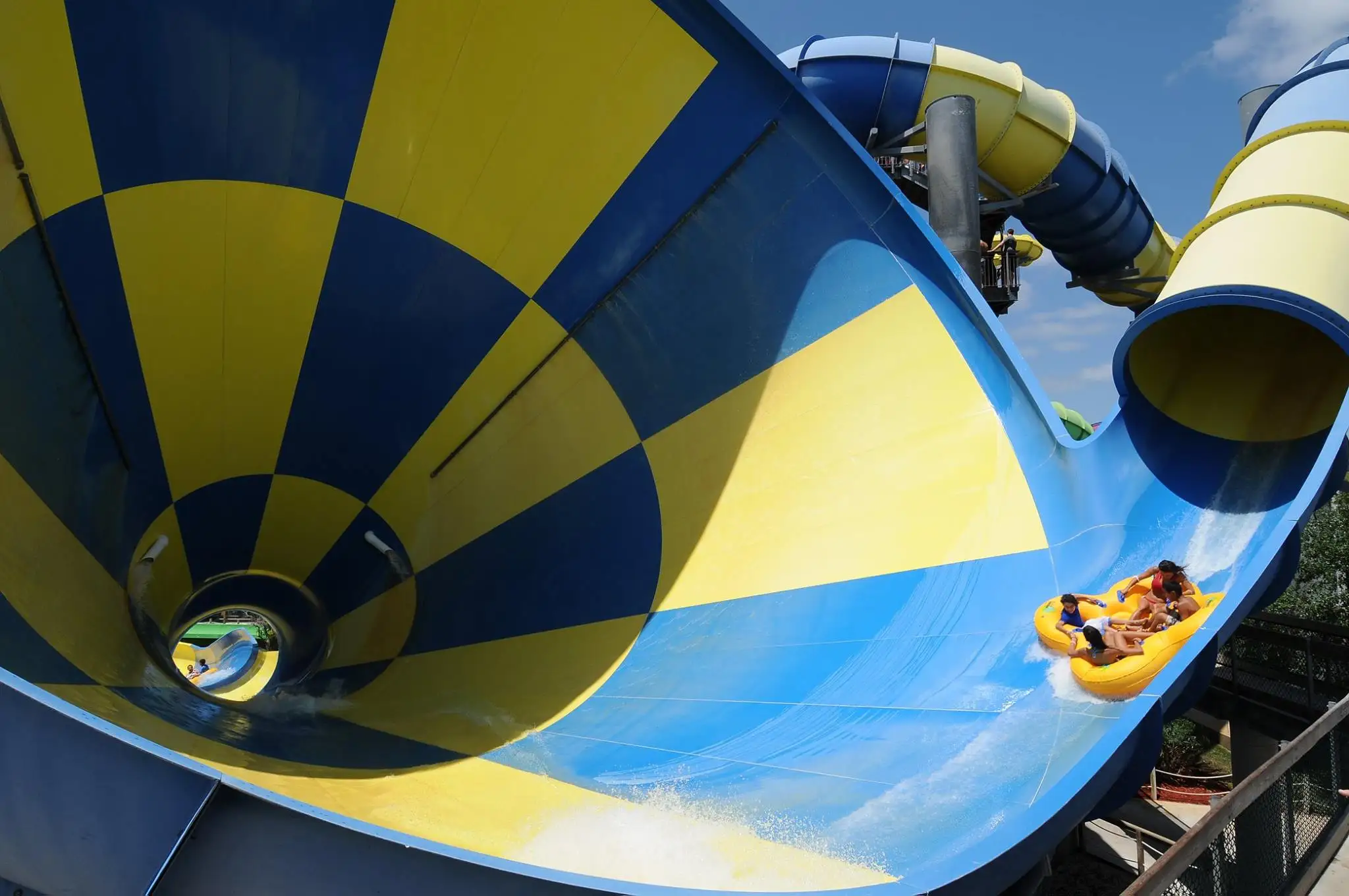 Fiberglass Large Water Slides Used Swimming Pool Slide for Sale Outdoor Playground Water Park Free Fall Kids & Adult Body Slide