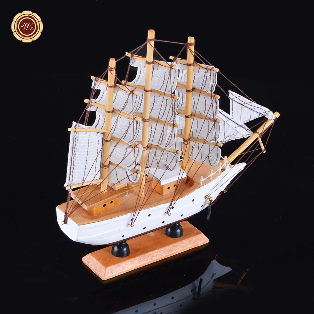 China Factory Antique In Acrylic Box Wooden Ship Model  Decoration Souvenir Gifts Boat Model