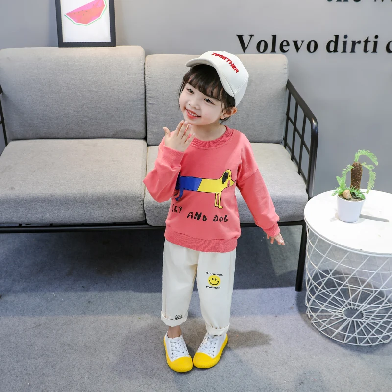 2019 new high quality cheap china spring autumn cute cartoon pig pattern 1 to 4 years two pieces girls wear clothes