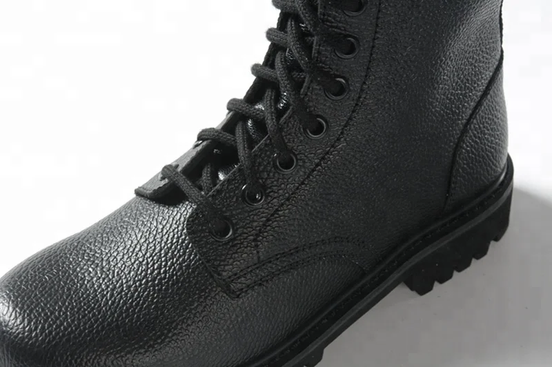 Anti-abrasion american style military boots