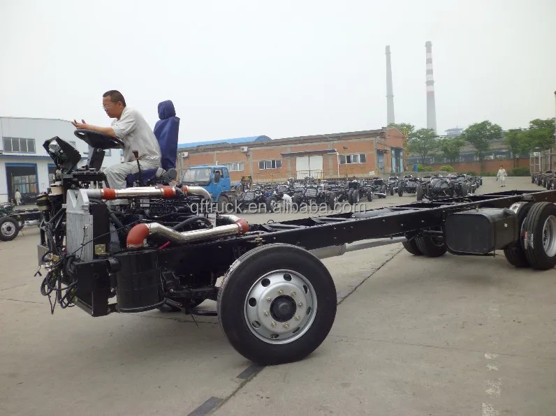 China Dongfeng 12m tourist bus chassis for sales in Botswana
