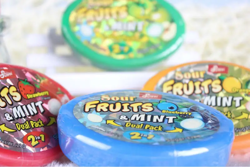  Твердые конфеты в двойной упаковке 22 г