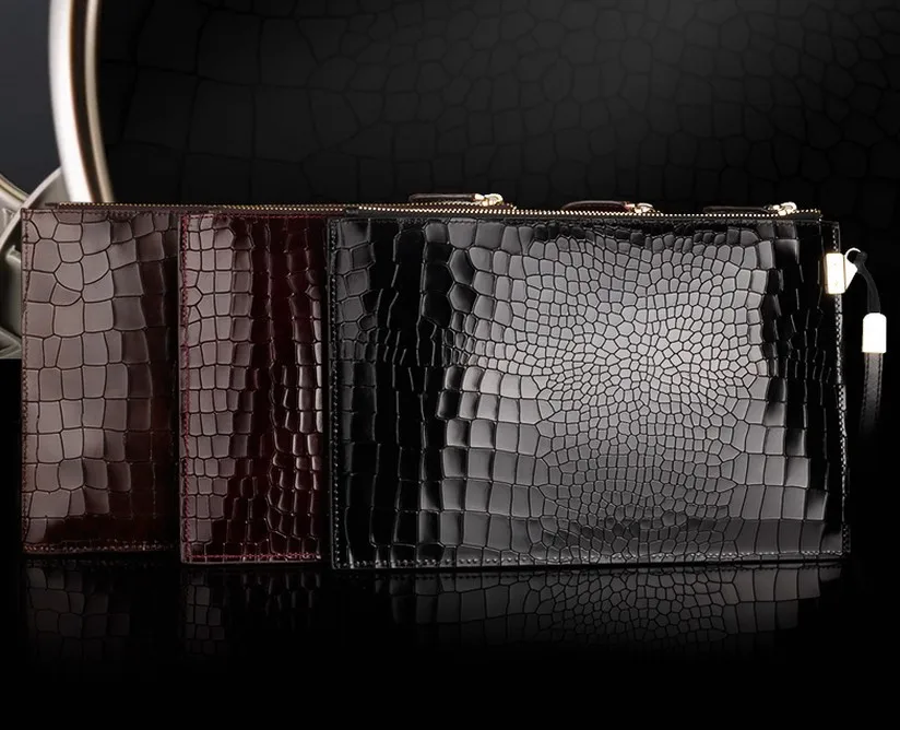 Good quality hot selling Genuine leather Men Fashion and trendy custom phone crocodile wallet for sale