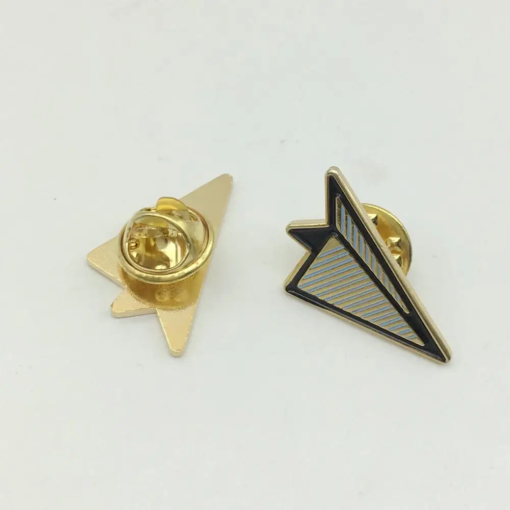 Модные персонализированные золотые булавки для отворотов самолета/самолета 3D металлические бейджи с медным покрытием