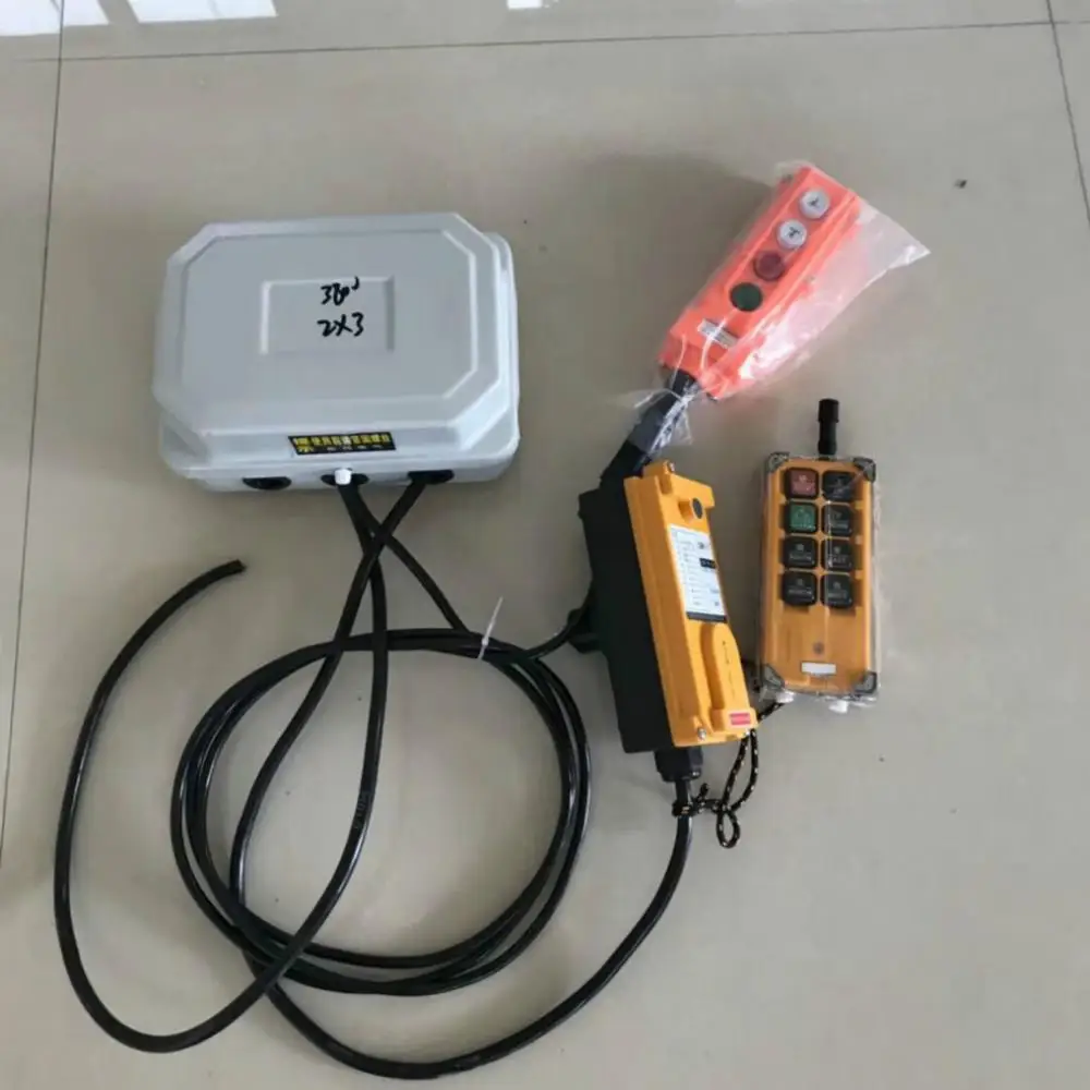 Wireless remote control for electric hoist