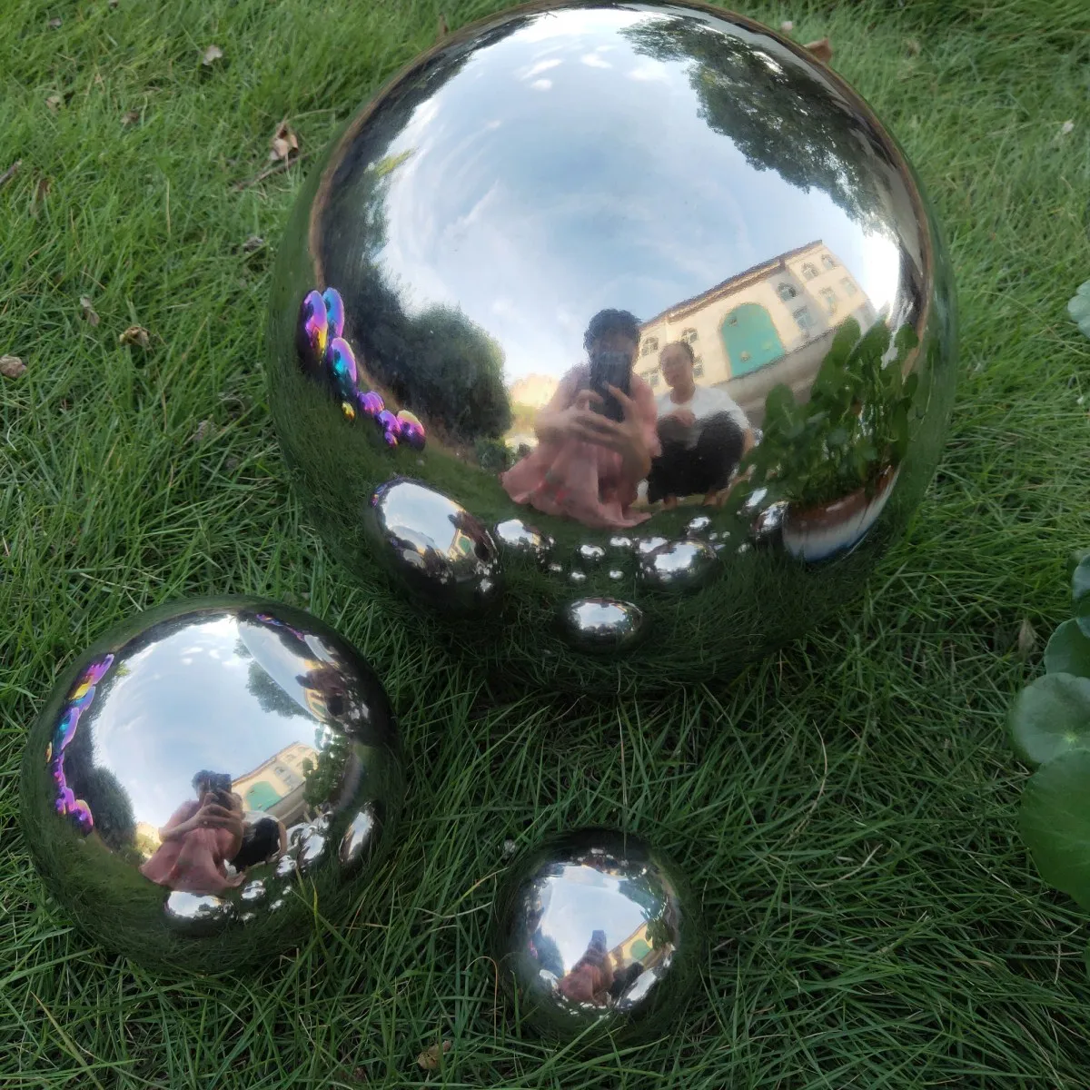 Polished Modern Metal Art Stainless Steel Hollow Garden Ball DIA150MM