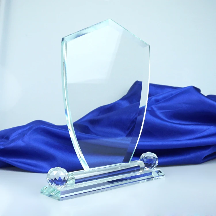 
customize shield shape crystal plaque award gift with Luxury base 