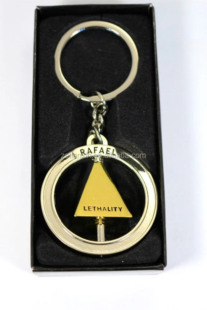 wholesale custom 3D golden pyramid key chains