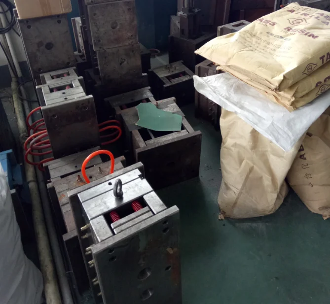 
Professional plastic injection mould 