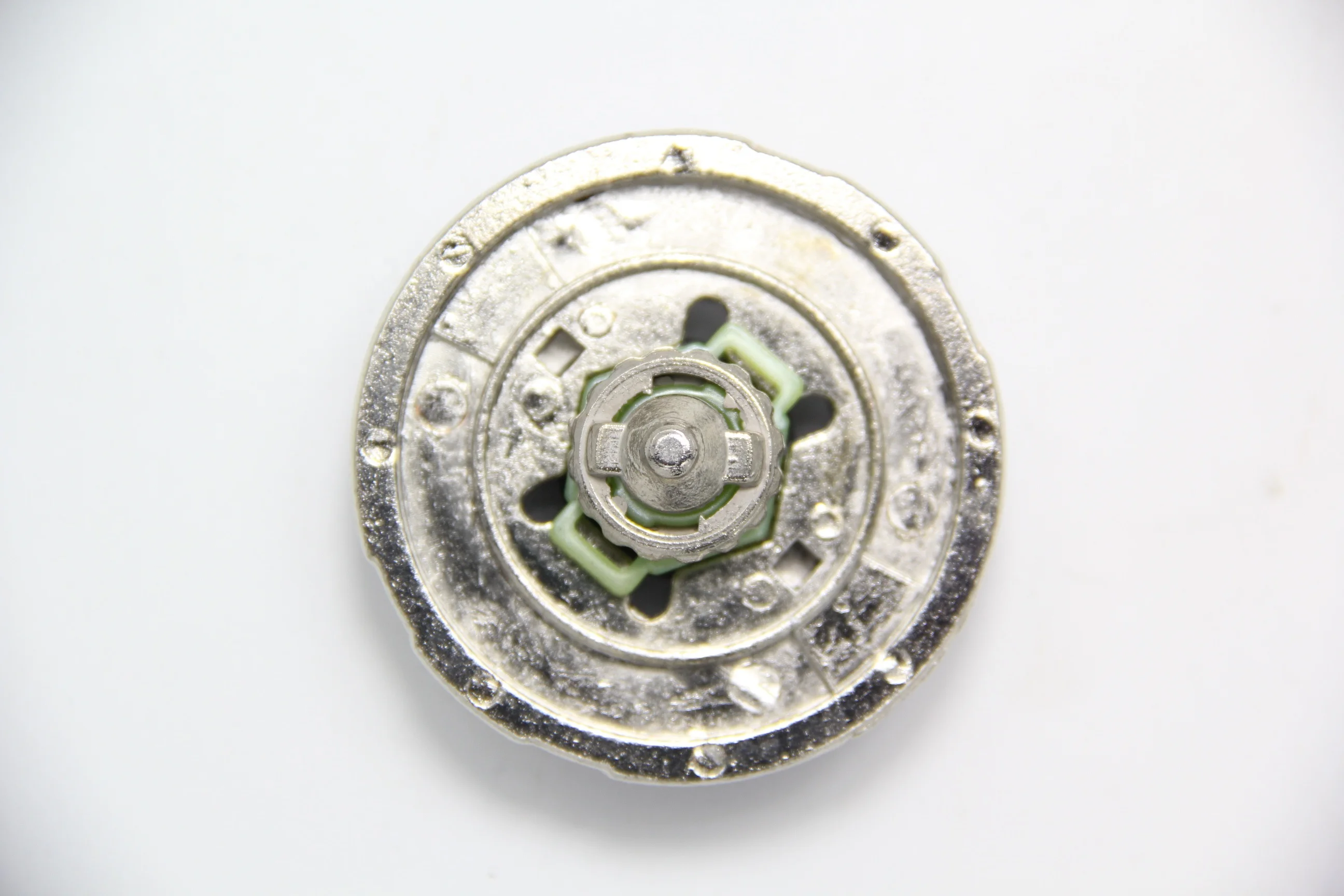 
Factory Discounted Item Cheap Toupie Bayblade Burst BB113 Metal Fusion Starter Set Scythe Kronos Blade Blade 