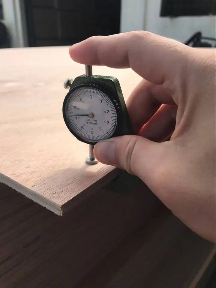 Triplay Lupuna Blanco alamo artificial 4 mm 1.22 x 2.44 metros