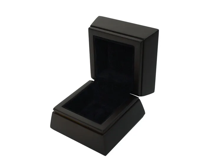 Factory wholesale wood ring box packaging MDF lacquer unique jewelry ring case wedding engagement ring jewelry gift packing box