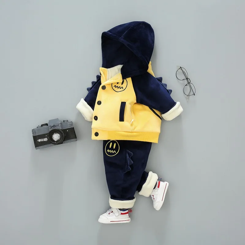 China Alibaba Wholesale Clothing Newborn Baby Boys Clothes With Velvet