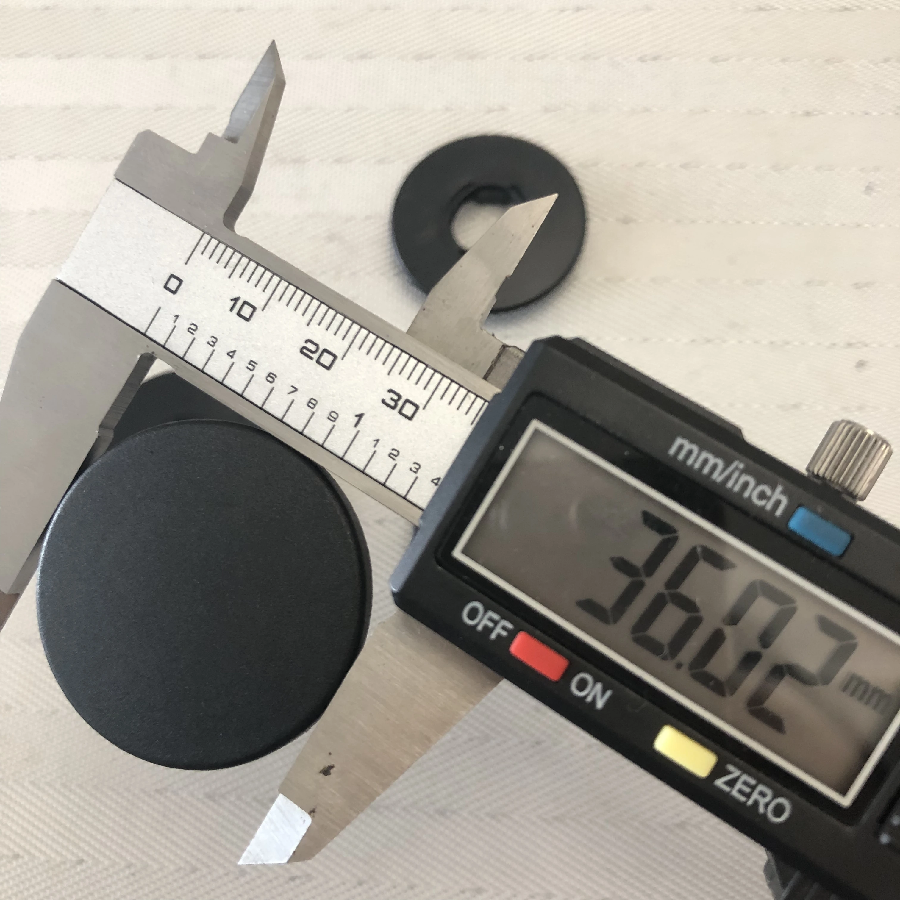 2019 новая модель автомобильных зажимов для коврика