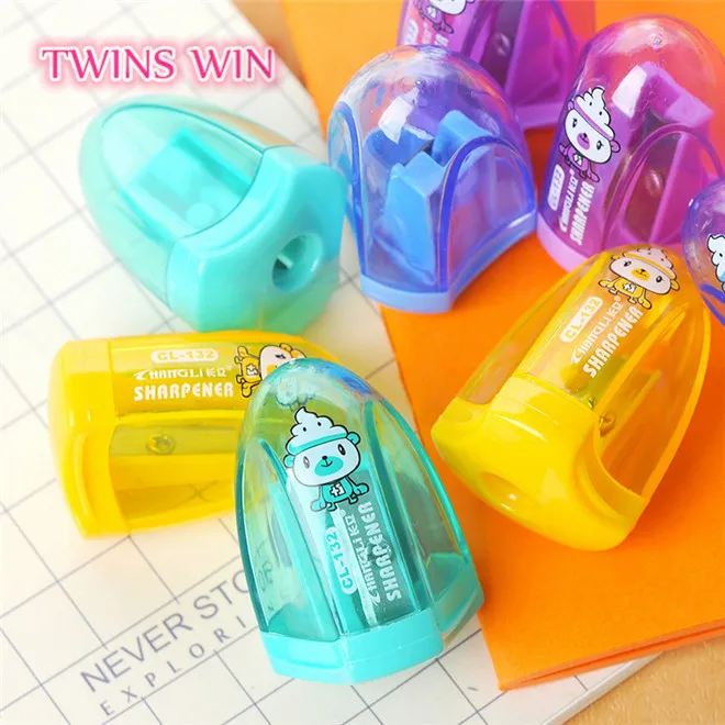 Small moq Customized factory directly cartoon funny multifunction plastic cosmetic fancy manual pencil sharpener for girls