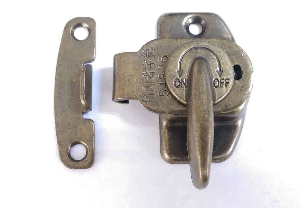 MIT	High Quality  Dining Table  Hardware  Metal Locks