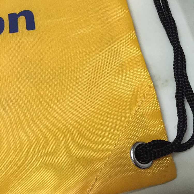 Многоразовый Прочный переработанный рекламный 210d полиэстер муслиновый водонепроницаемый упаковочный мешок на шнурке Подарочный мешок на шнурке с логотипом под заказ