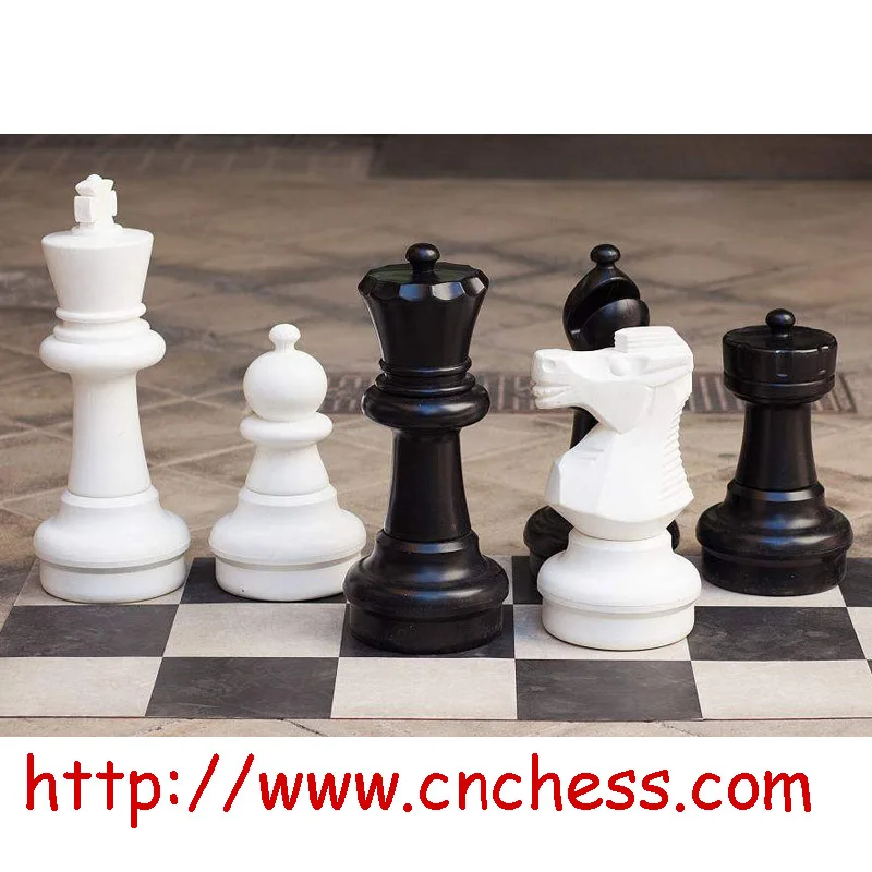 garden chess piece