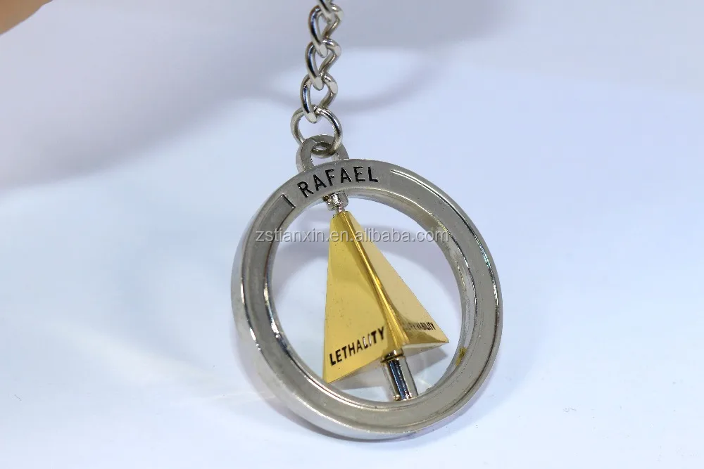 wholesale custom 3D golden pyramid key chains