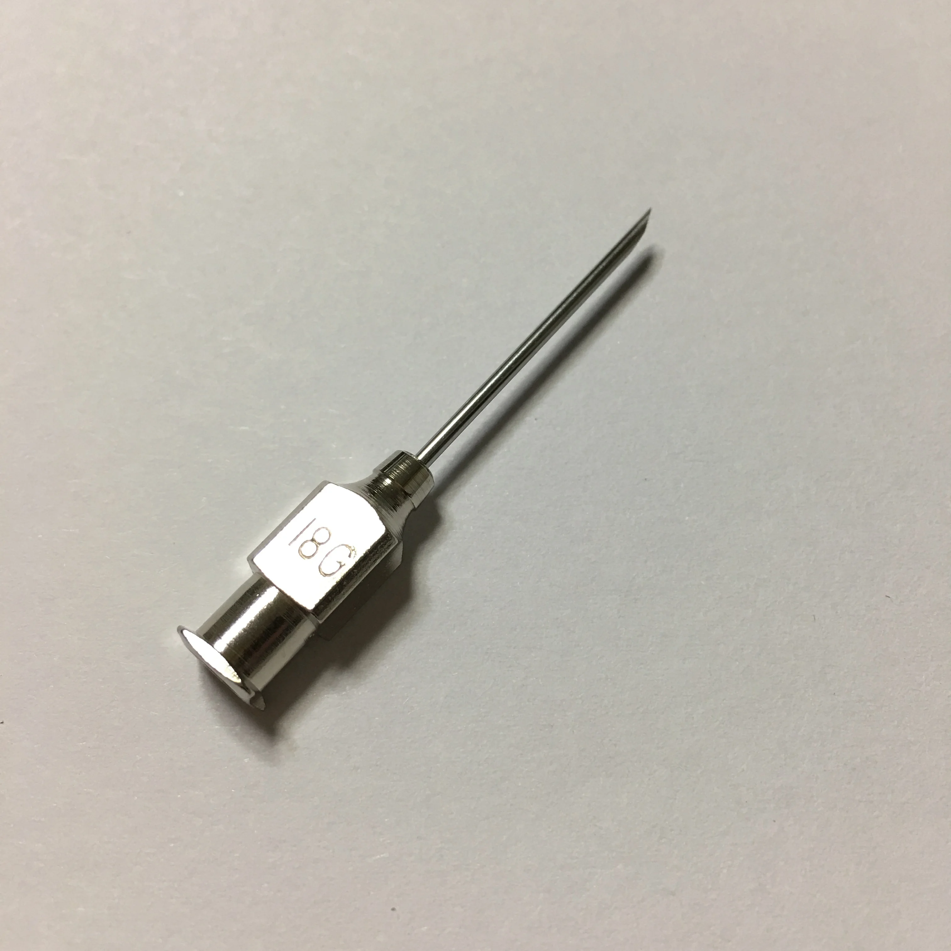 Veterinary stainless steel 18G 1  inch syringe needle with luer lock for  animal chicken