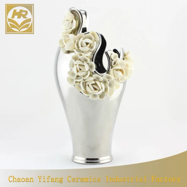 Hot selling ceramic vase, silver vase with shell flower decoration