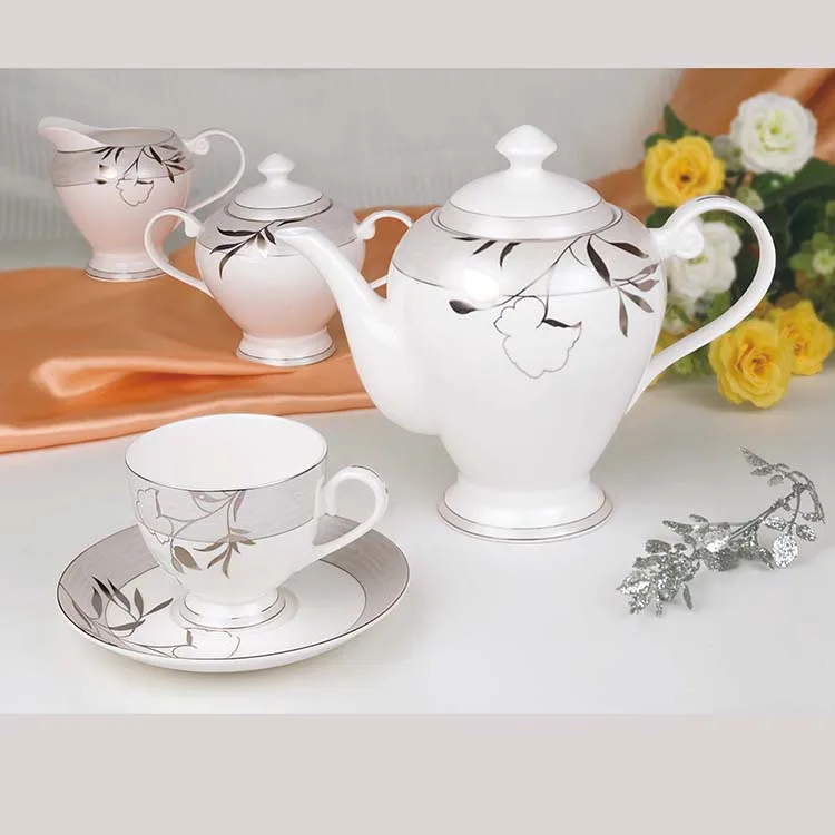 Christmas style Coffee&Tea Sets 15 pcs Bone China tea set Coffee Mug set