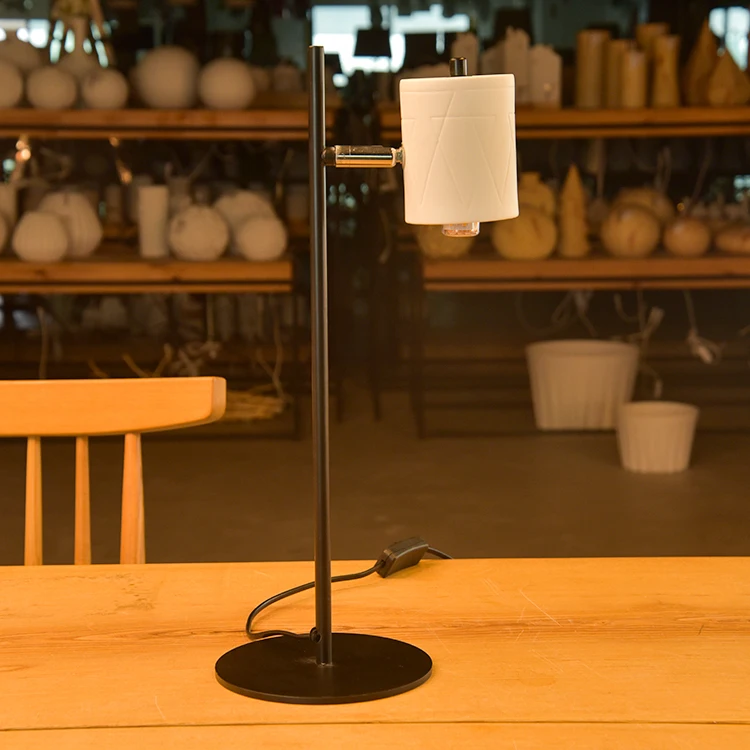 Cheap modern ceramic table lamp european lampe por table design home decoration table decor switch led desk lamp