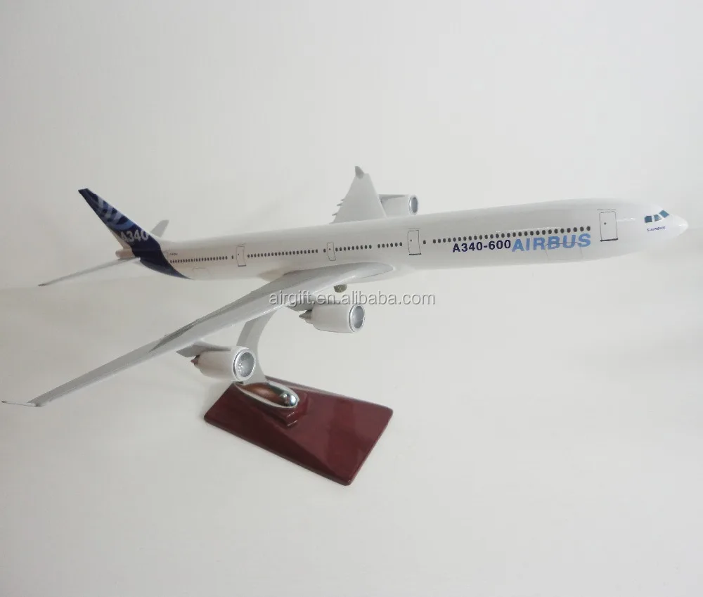 
A340-600 CIVIL PLANE MODEL SCALE 1:200 AIRBUS HORSE COLOR 