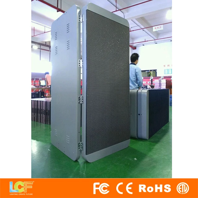 
P6 Street WIFI 3G 4G Outdoor Advertising Pole Lamp Post LED Display Screen 