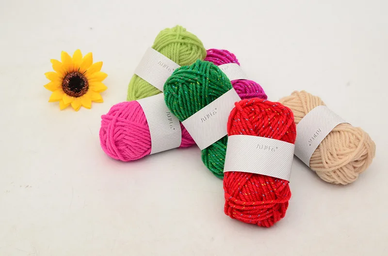 Сделано в Китае, 10-граммовые акриловые четырех нить Красочные Золотая пряжа мульти цвета; Смешанные цвета; Трикотажная Детская DIY ручной работы ручного вязания пряжа