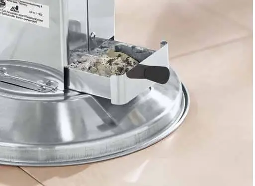 BSCI factory Made Stainless Steel Charcoal BBQ Grill, Outdoor Pedestal Round Barbecue Grill Garden pillar BBQ Grill wholesale