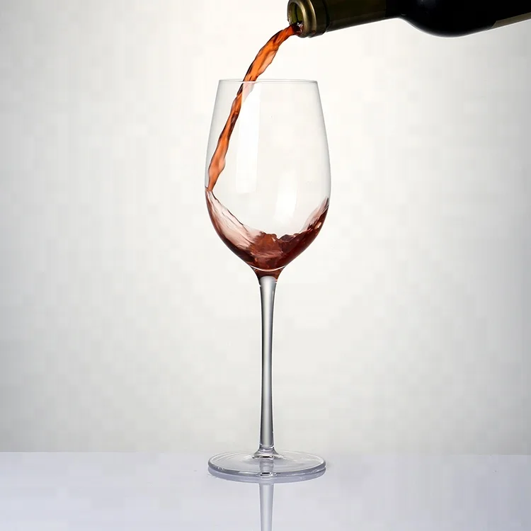 Handblown glittered thick stem wine glass for party