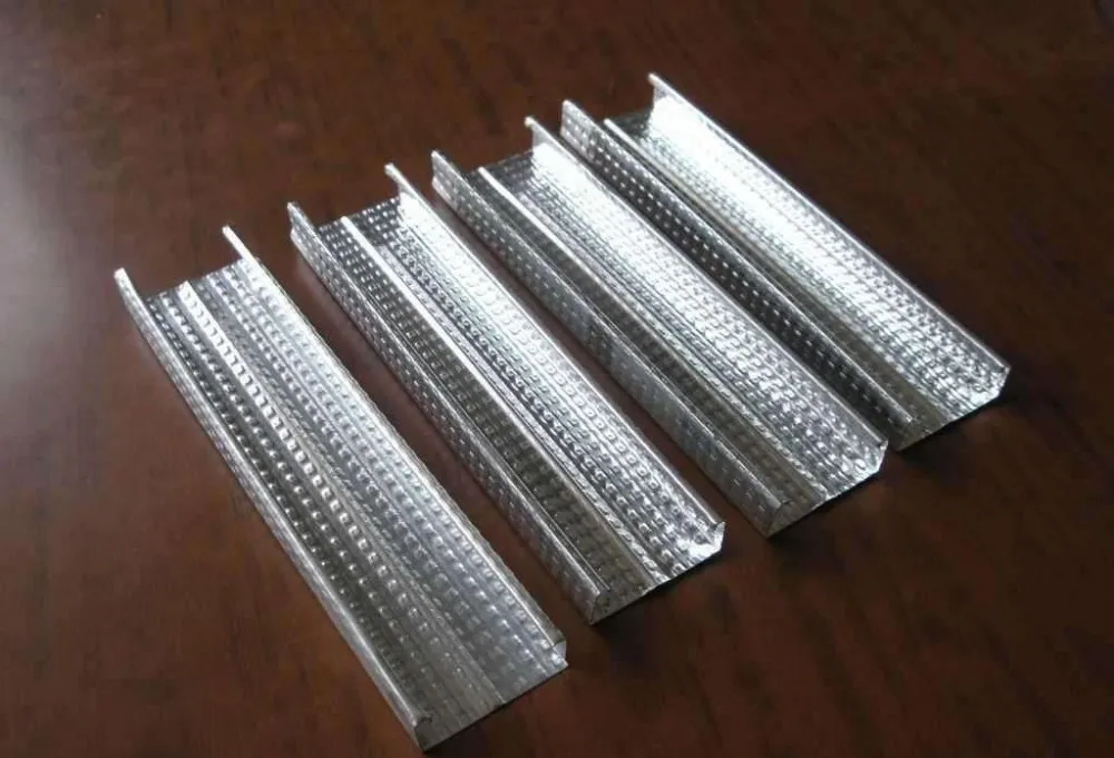 Chinese Manufacturing Supplier  gi c channel  steel  ceiling sizes 38 12 30 10  C stud U track