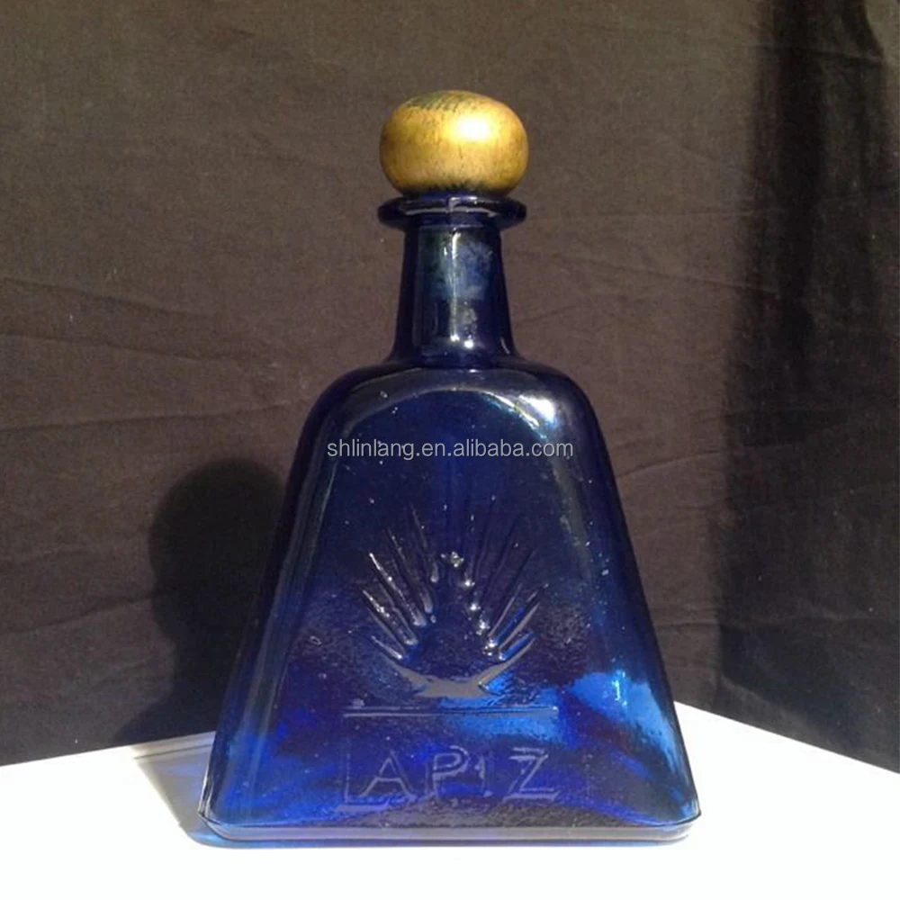 Shanghai Linlang customized Luxury heart shape tequila blue bottle tequila glass bottle