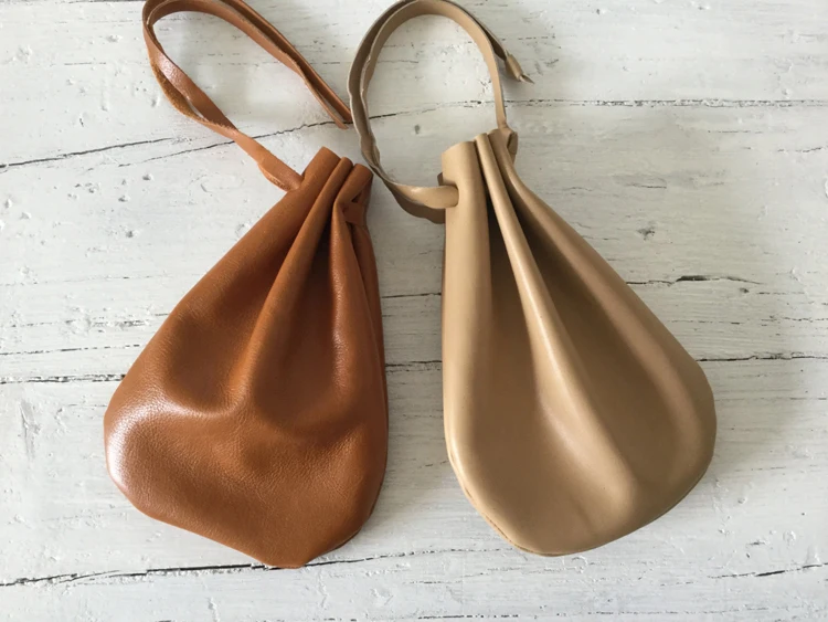 Небольшой минимальный объем заказа, маленький кожаный мешочек для монет из искусственной кожи, 4*5 дюймов, подарочные мешочки на шнурке, оптовая продажа для детей на вечеринке