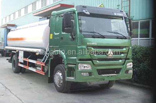
10m3/10000 Liters SINOTRUK HOWO 4X2 Fuel Tanker Truck/ZZ1167M4611W 