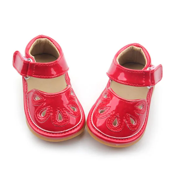 Cheap material baby squeaky shoes with hard rubber sole
