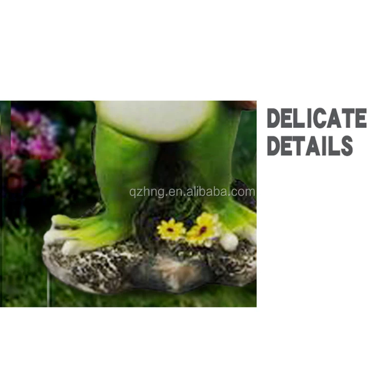 New Garden Resin standing frog statue with solar light eyes for sale