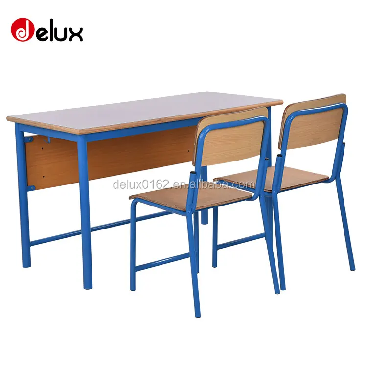  Стол и стулья A1207 из массива дерева для студентов