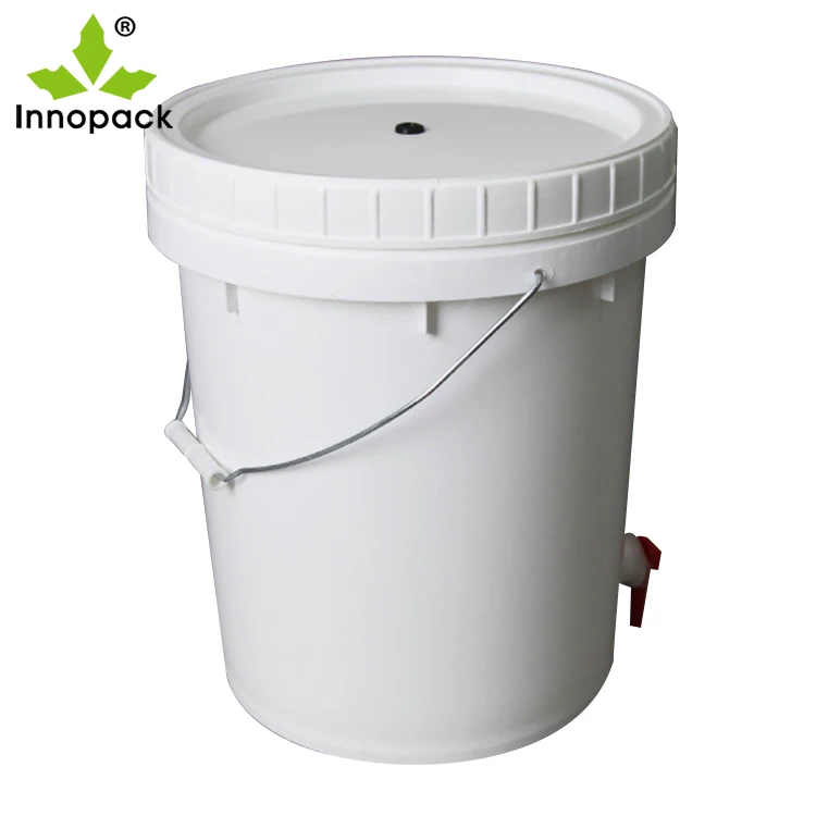 20  liter hot selling food grade plastic bucket with screw lid and tap