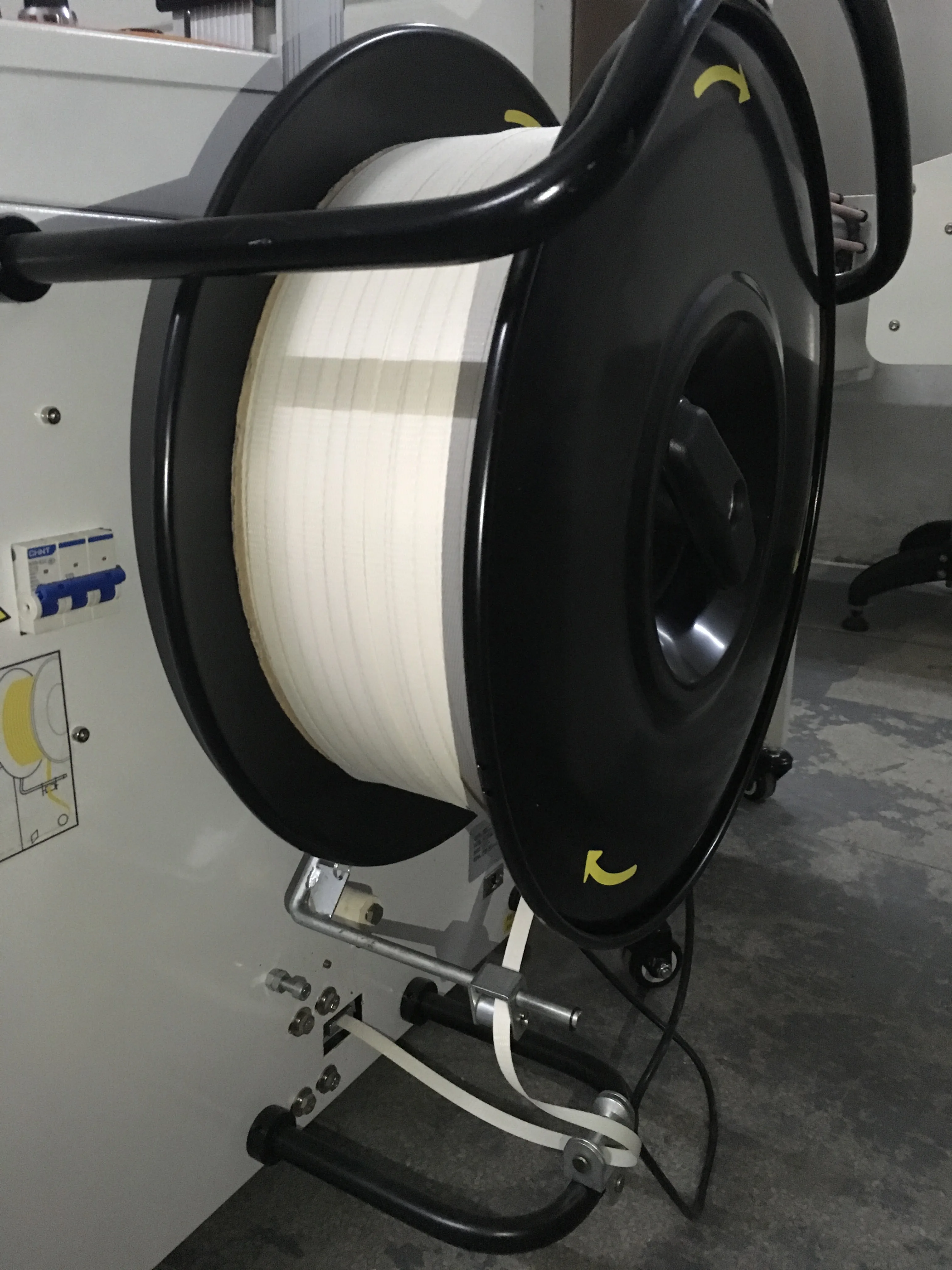 Pet polypropyleneelectric steel clips battery leather pallet rope Carton PP strapping automatic banding machine